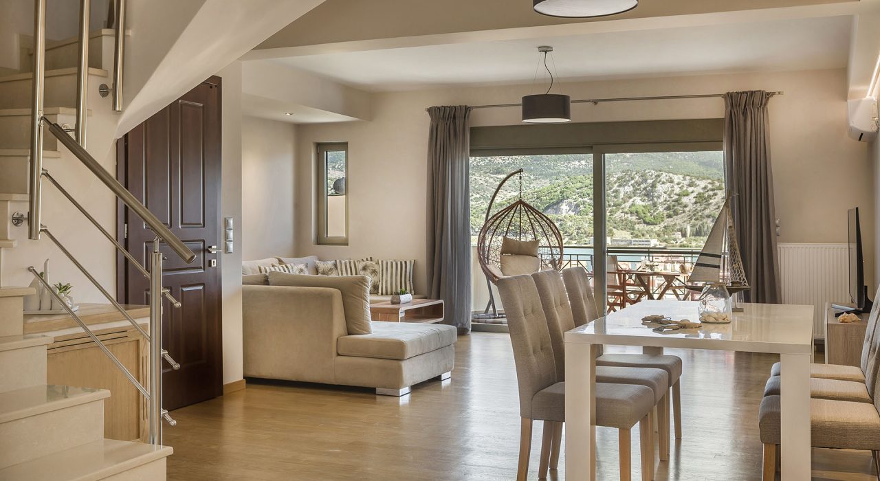 Grand View Maisonette Luxury Retreats